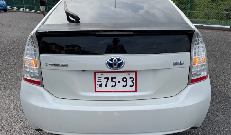 
								2021, Toyoto Prius full									